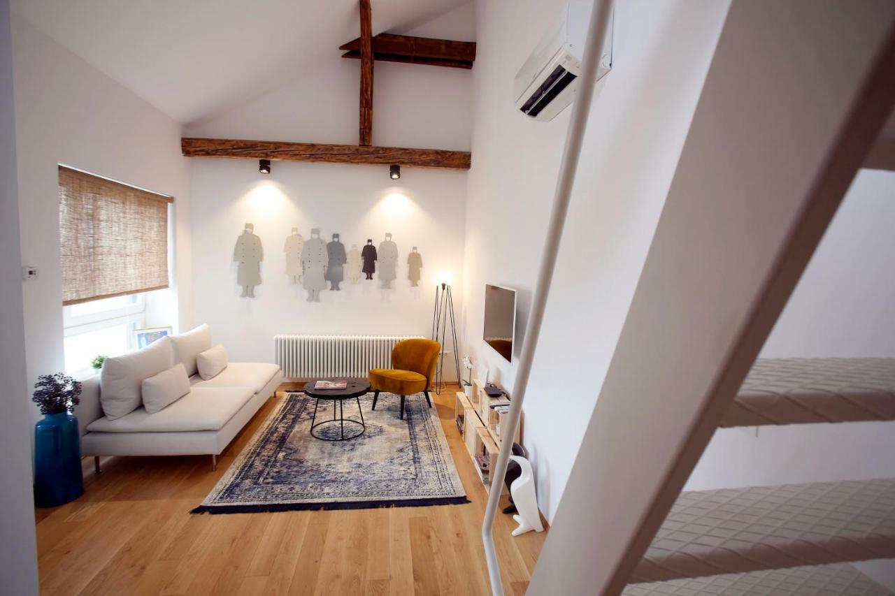Studio Apartman Olaf ซาเกร็บ ภายนอก รูปภาพ