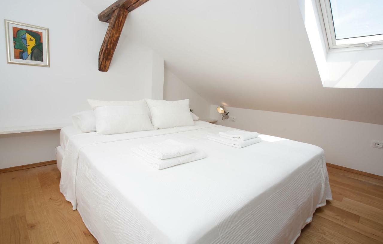 Studio Apartman Olaf ซาเกร็บ ภายนอก รูปภาพ